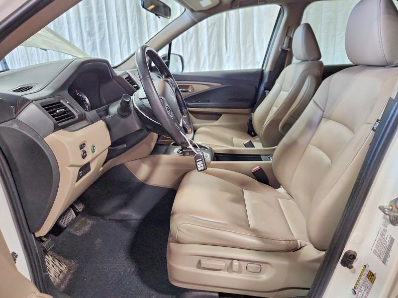 Photo 7 from auction – 2019 HONDA RIDGELINE with VIN 5FPYK3F5XKB030815