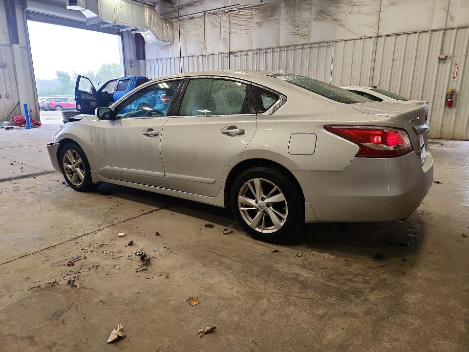 Photo 2 from auction – 2013 NISSAN ALTIMA with VIN 1N4AL3AP2DC263335
