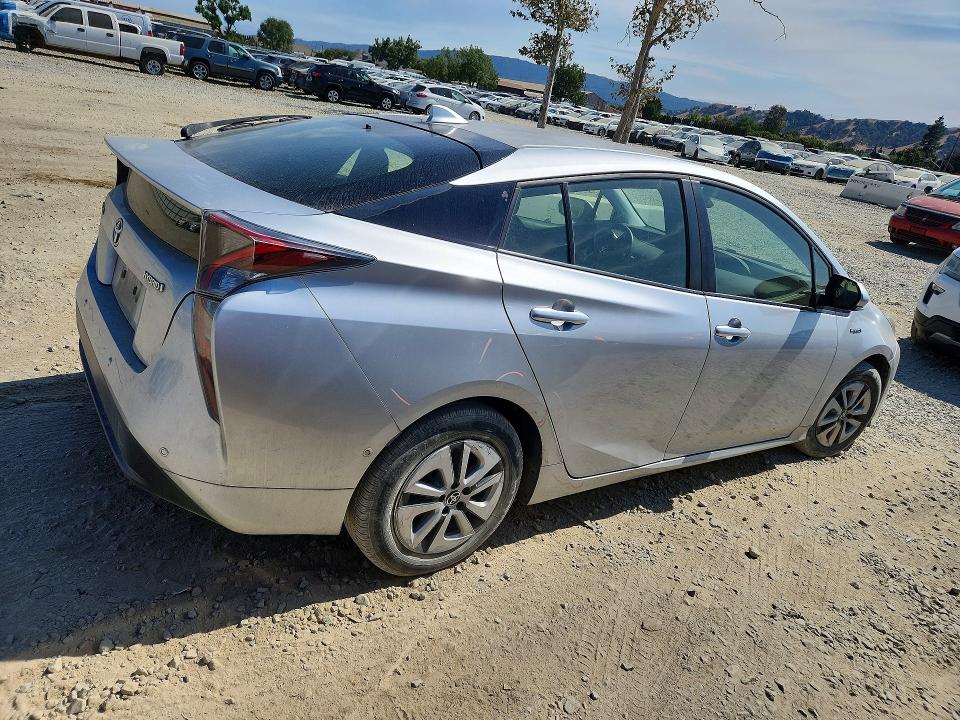 Photo 3 from auction – 2017 TOYOTA PRIUS with VIN JTDKBRFU3H3569694
