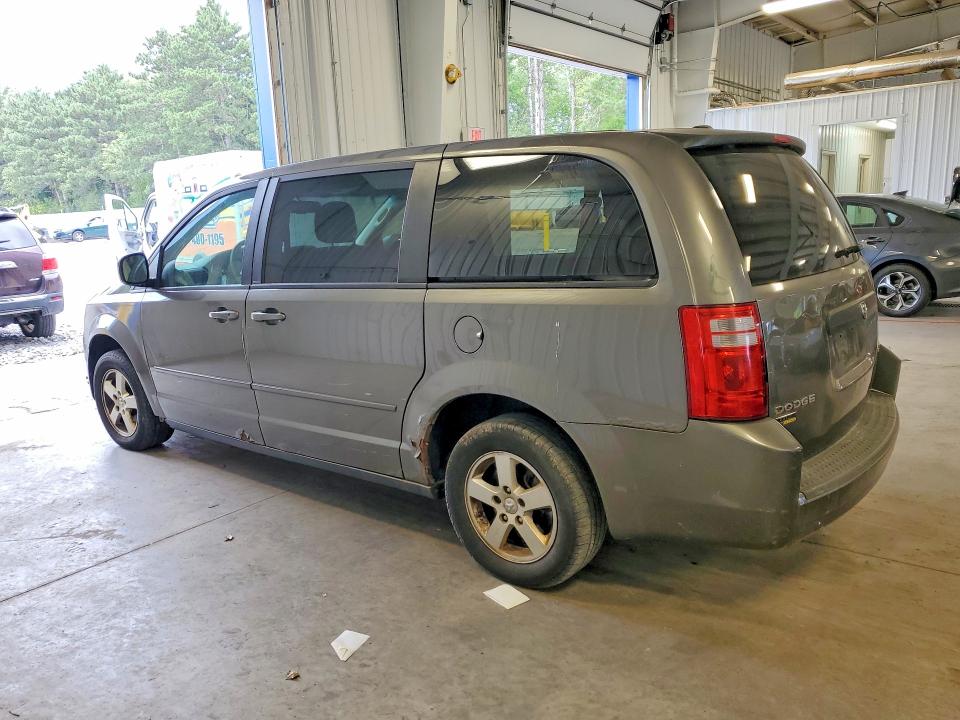 Photo 2 from auction – 2010 DODGE GRAND CARAVAN with VIN 2D4RN4DE4AR467695
