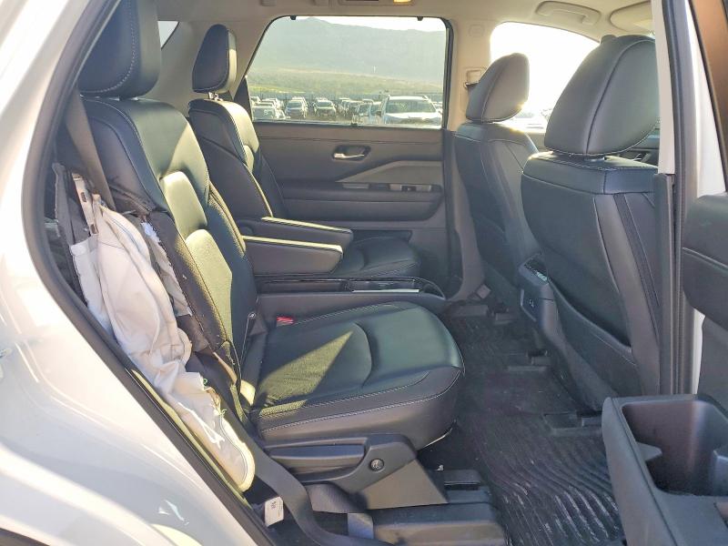 Photo 10 from auction – 2024 NISSAN PATHFINDER with VIN 5N1DR3CD0RC215375