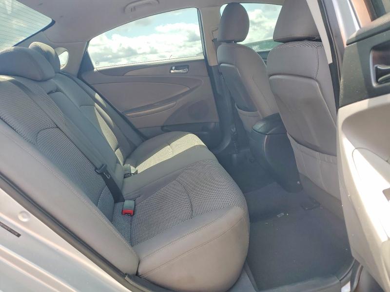 Photo 10 from auction – 2012 HYUNDAI SONATA with VIN 5NPEB4AC9CH442248