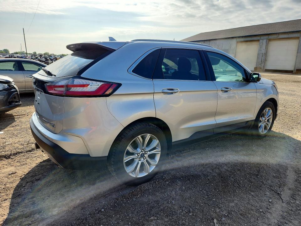Photo 3 from auction – 2019 FORD EDGE with VIN 2FMPK4K93KBB48104