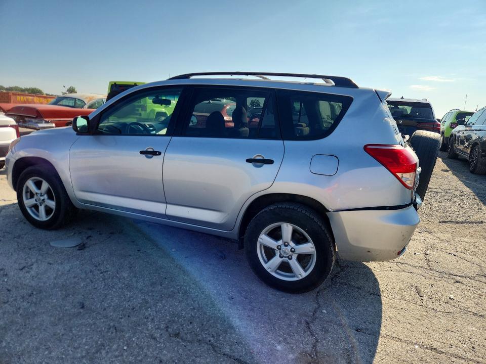 Photo 2 from auction – 2007 TOYOTA RAV4 with VIN JTMZD33V276041984