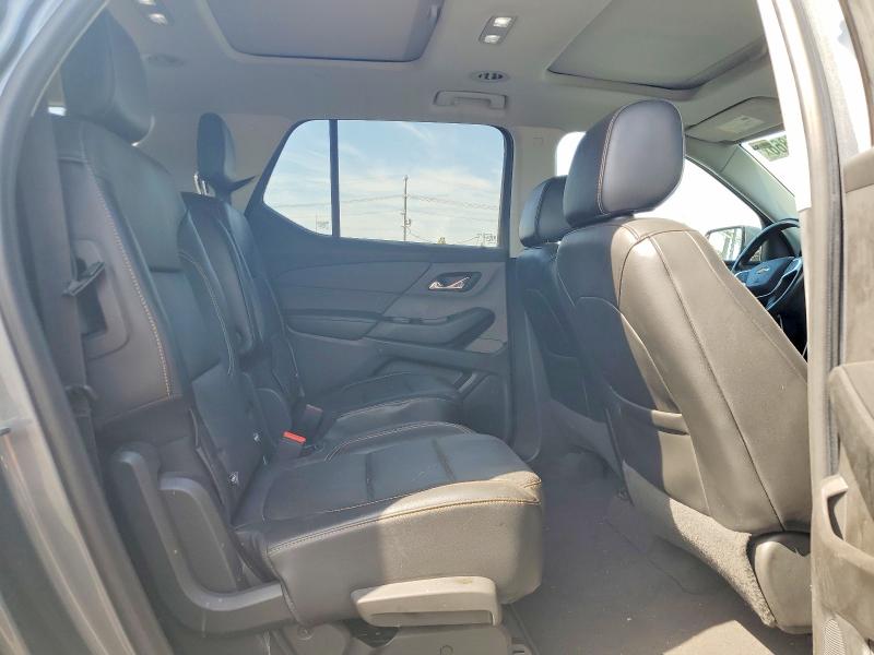 Photo 11 from auction – 2018 CHEVROLET TRAVERSE with VIN 1GNERKKW6JJ270300