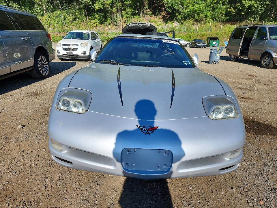 Photo 5 from auction – 1998 CHEVROLET CORVETTE with VIN 1G1YY22G3W5100356