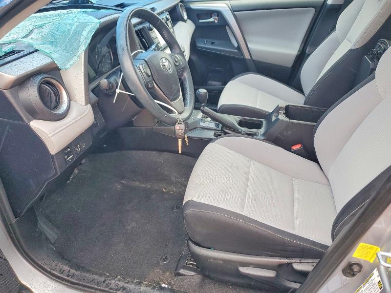 Photo 7 from auction – 2017 TOYOTA RAV4 with VIN 2T3RFREVXHW645227