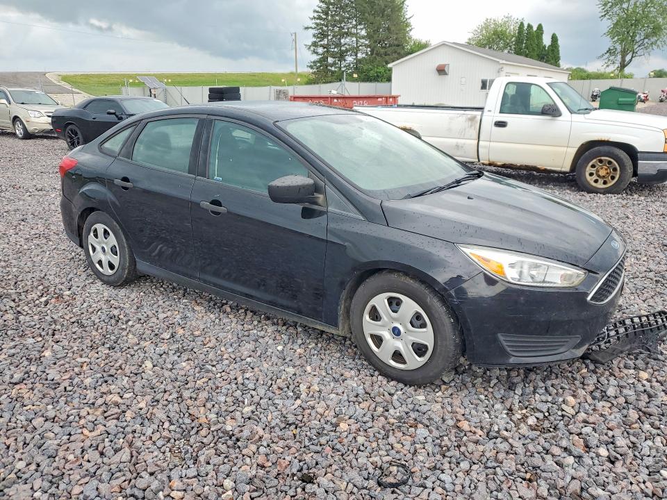 Photo 4 from auction – 2016 FORD FOCUS with VIN 1FADP3E22GL233465