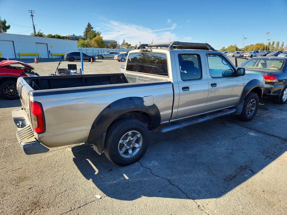 Photo 3 from auction – 2002 NISSAN FRONTIER with VIN 1N6ED29X62C382670