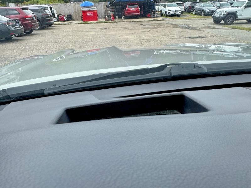 Photo 10 from auction – 2018 LEXUS LX with VIN JTJHY7AX4J4261428
