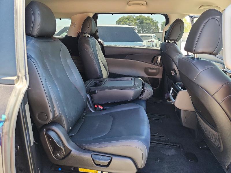 Photo 11 from auction – 2026 KIA CARNIVAL with VIN KNDNC5KA5T6115680
