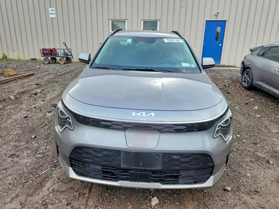 Photo 5 from auction – 2024 KIA NIRO with VIN KNDCR3L15R5114097