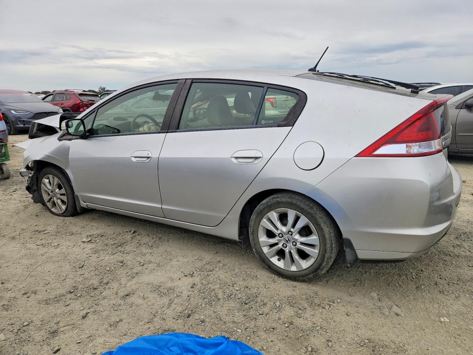 Photo 2 from auction – 2013 HONDA INSIGHT with VIN JHMZE2H72DS004100