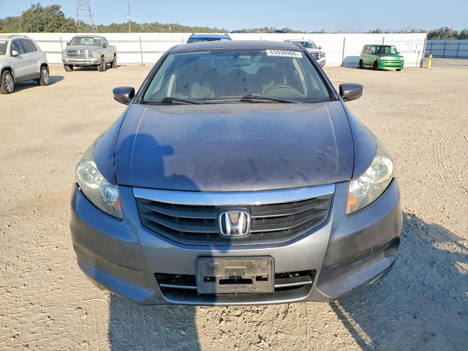 Photo 5 from auction – 2011 HONDA ACCORD with VIN 1HGCP2F70BA002418