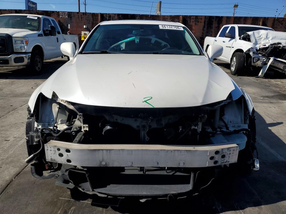 Photo 5 from auction – 2008 LEXUS IS 250 with VIN JTHBK262682079454