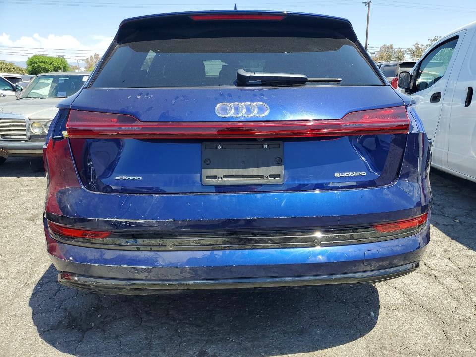 Фото 6 с аукциона – 2021 AUDI E-TRON с VIN WA1AAAGE9MB021930