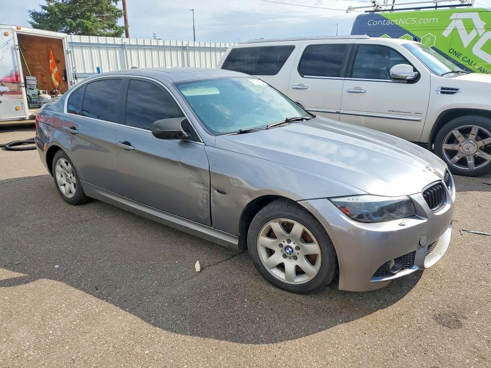 Photo 4 from auction – 2011 BMW 335 with VIN WBAPL5C57BA920728