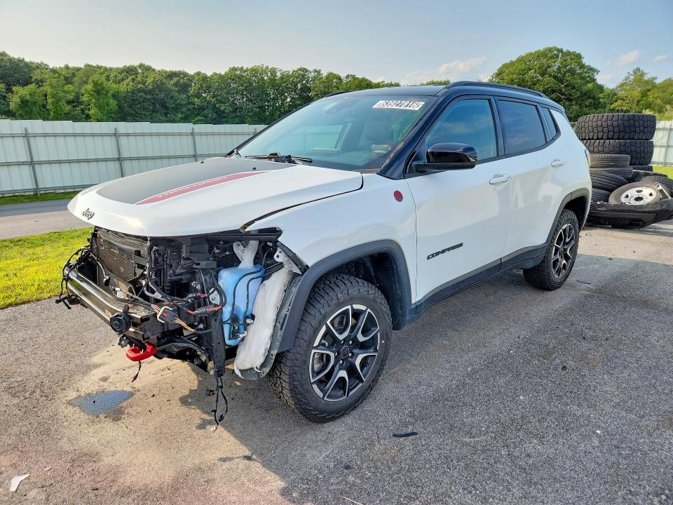 JEEP COMPASS 2025 with VIN 3C4NJDDN0ST564401 - Photo from auction