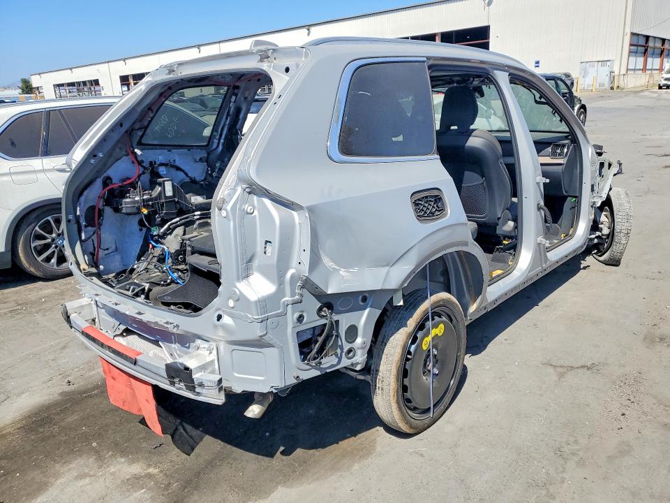 Photo 3 from auction – 2025 VOLVO XC90 with VIN YV4M12PB1S1362799