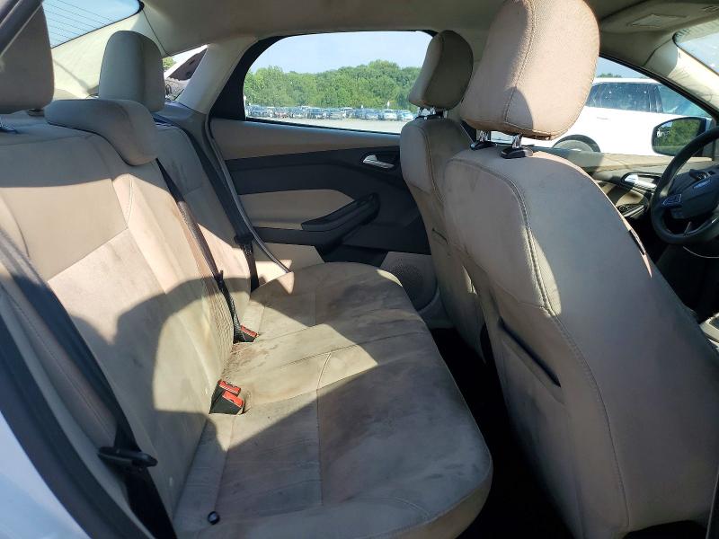 Photo 10 from auction – 2016 FORD FOCUS with VIN 1FADP3F29GL266154