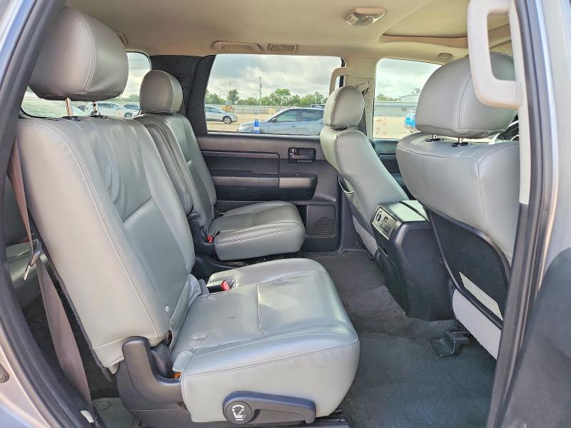 Photo 11 from auction – 2011 TOYOTA SEQUOIA with VIN 5TDZM5G17BS003159