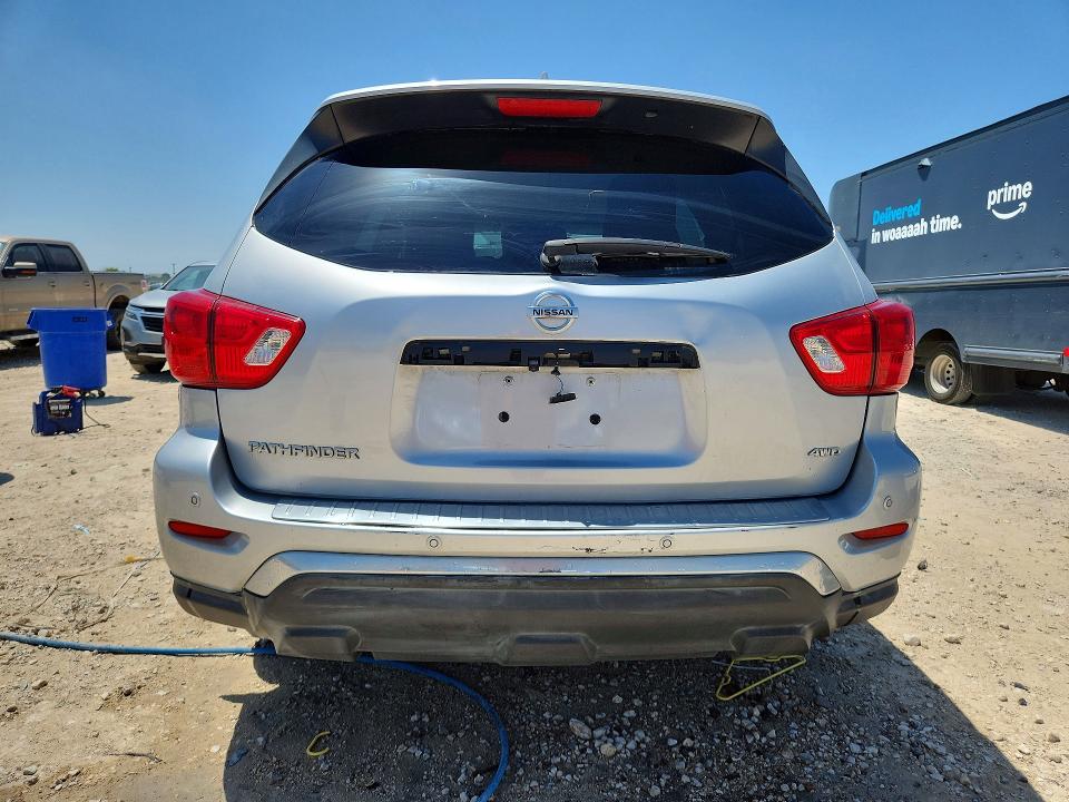 Photo 6 from auction – 2020 NISSAN PATHFINDER with VIN 5N1DR2AM0LC645511