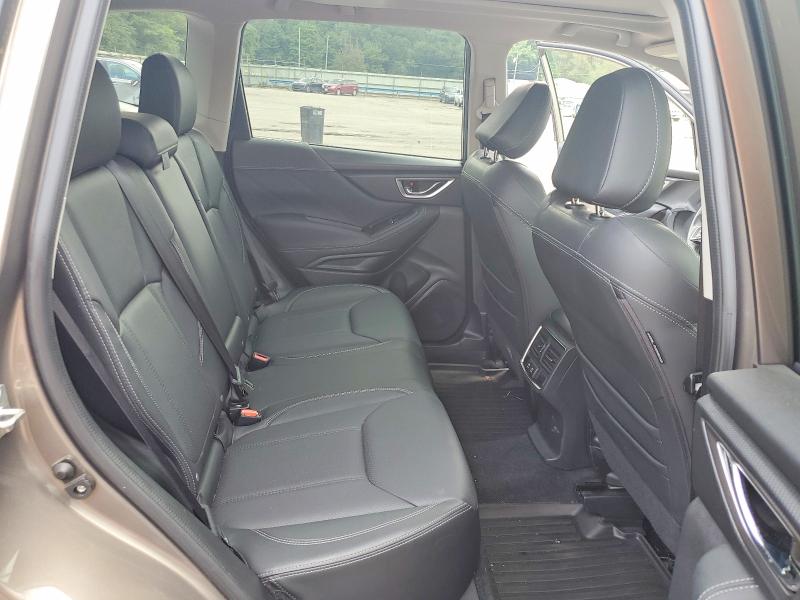 Photo 11 from auction – 2019 SUBARU FORESTER with VIN JF2SKAUC4KH422405