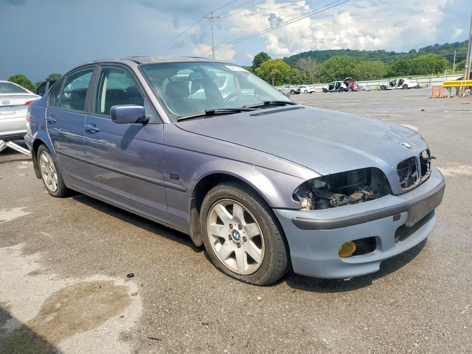 Zdjęcie 4 z aukcji – 2001 BMW 325 z VIN WBAAV33481FU90446