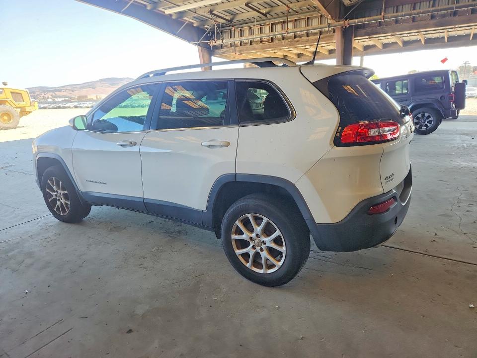 Photo 2 from auction – 2016 JEEP CHEROKEE with VIN 1C4PJMCS8GW278250