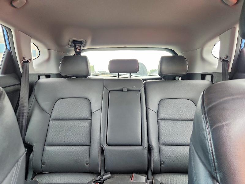 Photo 10 from auction – 2018 HYUNDAI TUCSON with VIN KM8J3CA2XJU704080
