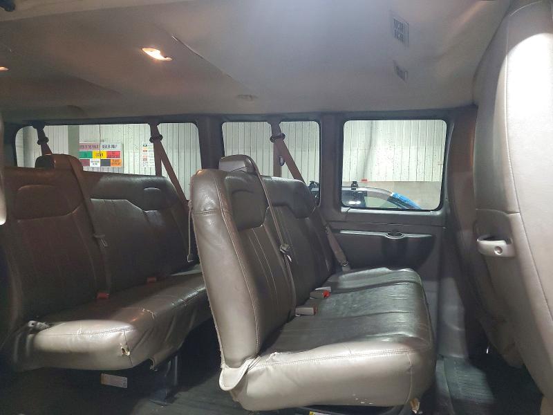 Photo 11 from auction – 2011 CHEVROLET EXPRESS G3500 with VIN 1GAZGZFG3B1159922