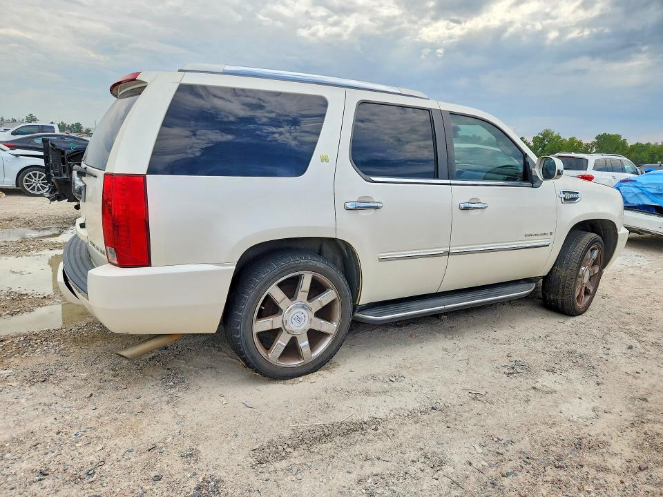 Photo 3 from auction – 2009 CADILLAC ESCALADE with VIN 1GYFC43509R139290