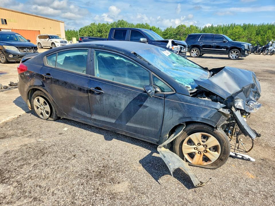 Photo 4 from auction – 2016 KIA FORTE with VIN KNAFK4A66G5519613