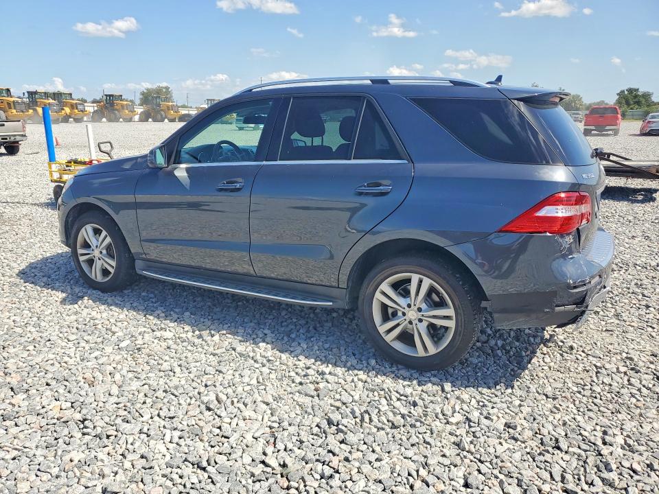 Photo 2 from auction – 2015 MERCEDES-BENZ ML with VIN 4JGDA5HB2FA447588
