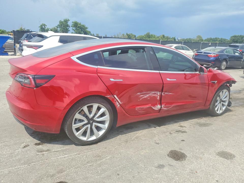 Photo 3 from auction – 2018 TESLA MODEL 3 with VIN 5YJ3E1EA2JF153987