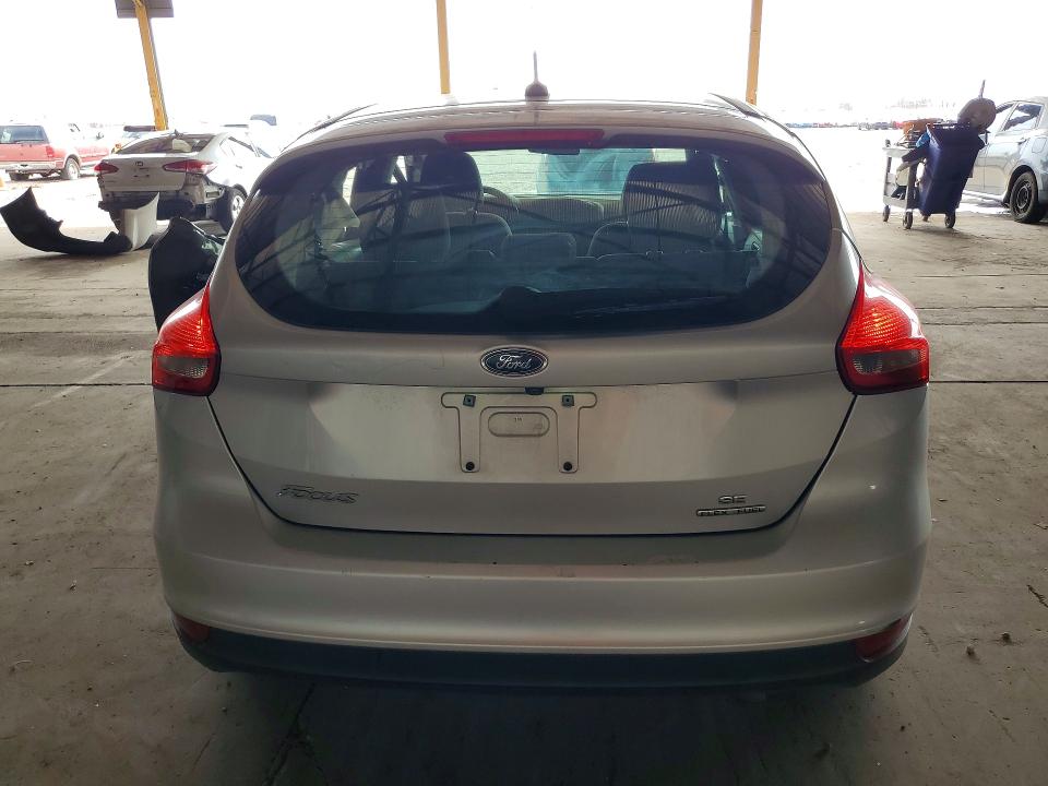 Photo 6 from auction – 2016 FORD FOCUS with VIN 1FADP3K20GL216622
