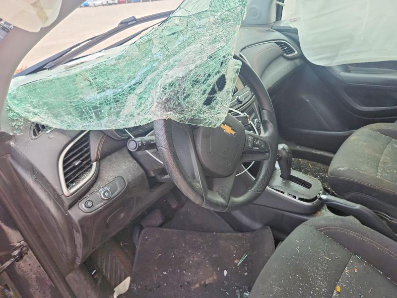 Photo 8 from auction – 2019 CHEVROLET TRAX with VIN 3GNCJNSB2KL232019