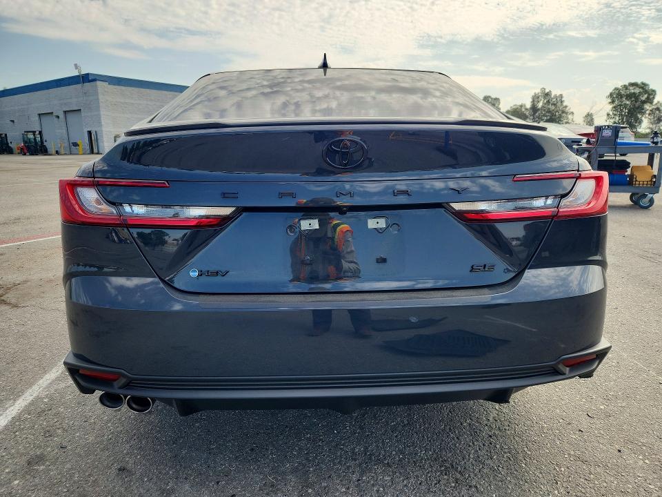 Photo 6 from auction – 2025 TOYOTA CAMRY with VIN 4T1DAACK0SU632697