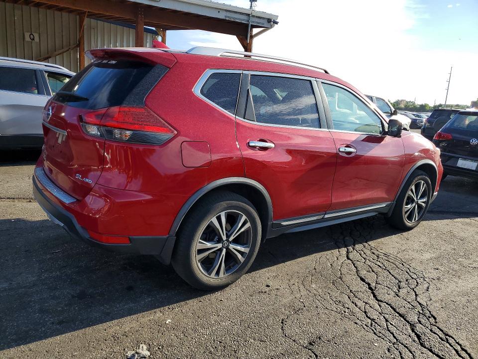 Photo 3 from auction – 2017 NISSAN ROGUE with VIN JN8AT2MV4HW286042