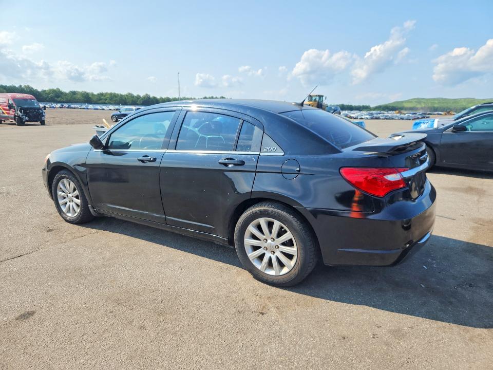 Photo 2 from auction – 2013 CHRYSLER 200 with VIN 1C3CCBBB3DN503937