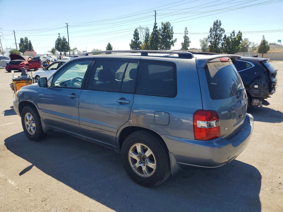 Photo 2 from auction – 2005 TOYOTA HIGHLANDER with VIN JTEDP21A650077491
