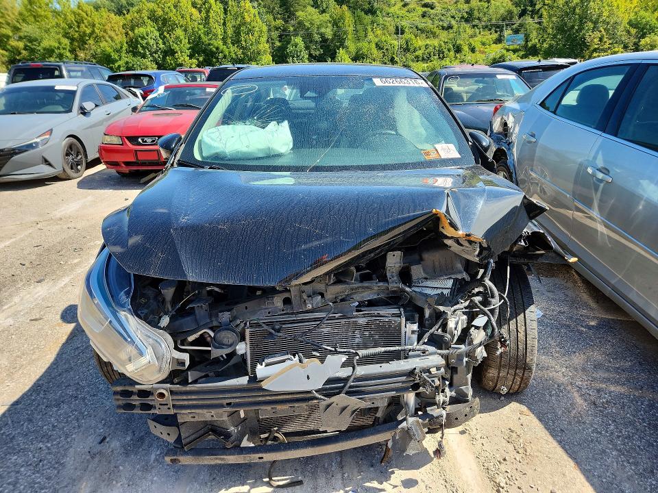 Photo 5 from auction – 2021 NISSAN VERSA with VIN 3N1CN8EVXML866592