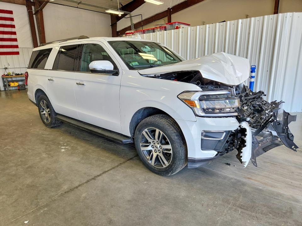 Photo 4 from auction – 2024 FORD EXPEDITION with VIN 1FMJK2A80REA44705