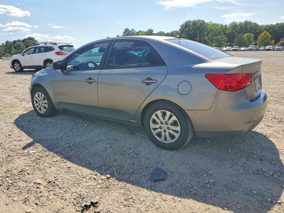 Photo 2 from auction – 2012 KIA FORTE with VIN KNAFU4A27C5597903
