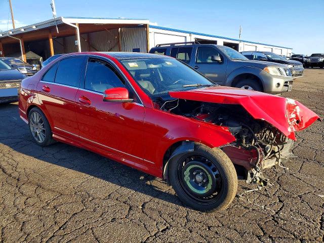 Photo 4 from auction – 2014 MERCEDES-BENZ C with VIN WDDGF8AB3ER306839