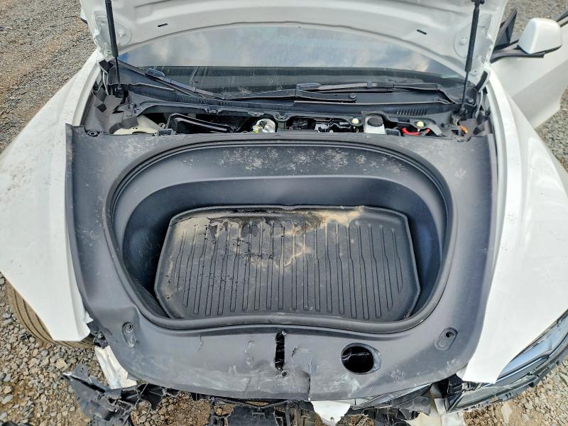Фото 11 с аукциона – 2025 TESLA MODEL 3 с VIN 5YJ3E1EA0SF932077
