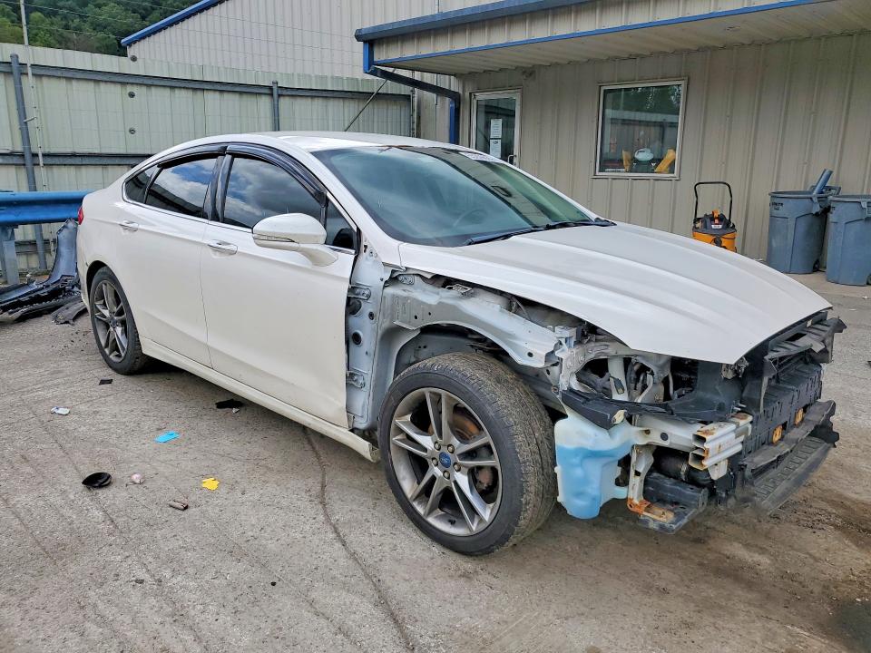 Photo 4 from auction – 2013 FORD FUSION with VIN 3FA6P0K9XDR265960