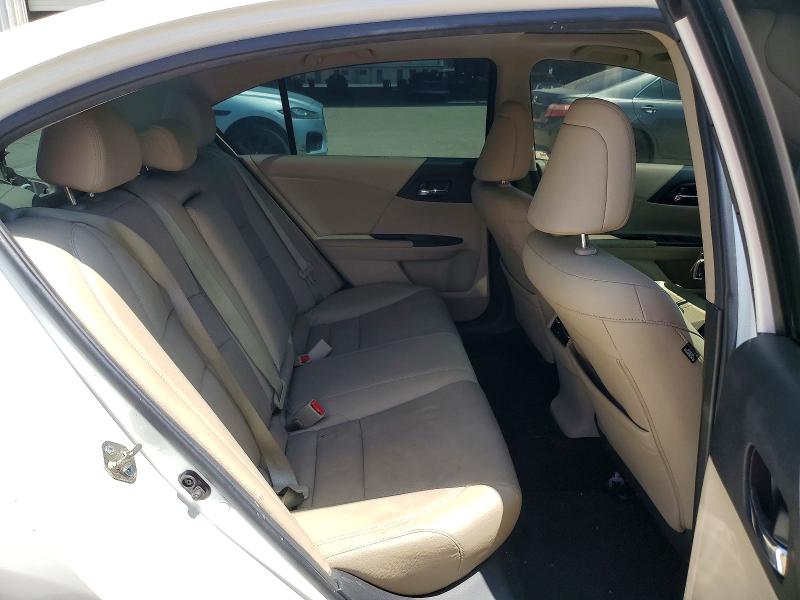 Photo 10 from auction – 2015 HONDA ACCORD with VIN 1HGCR3F82FA008364