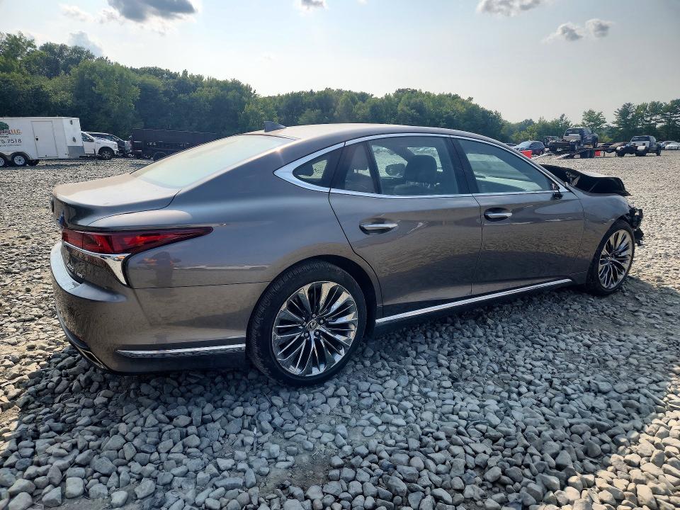 Photo 3 from auction – 2018 LEXUS LS 500 with VIN JTHC51FF7J5003478
