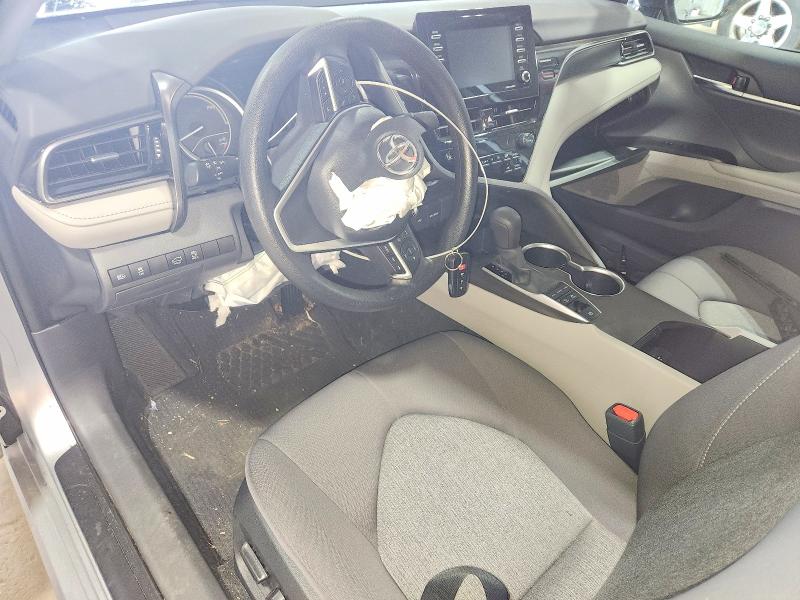 Photo 8 from auction – 2022 TOYOTA CAMRY with VIN 4T1C31AK2NU597464